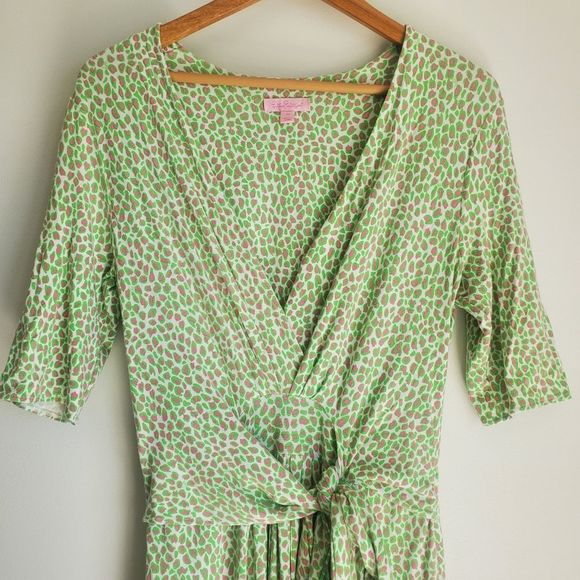 Lilly Pulitzer Women’s Wrap Dress Fit Flare Stretch Size Medium - Picture 3 of 9